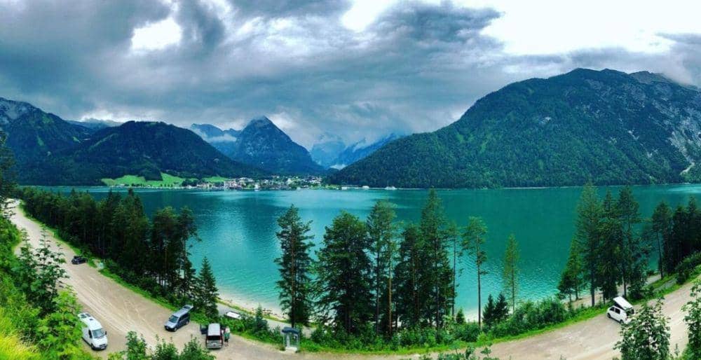 5 Lokasi Paralayang di Austria dengan Pemandangan Menakjubkan