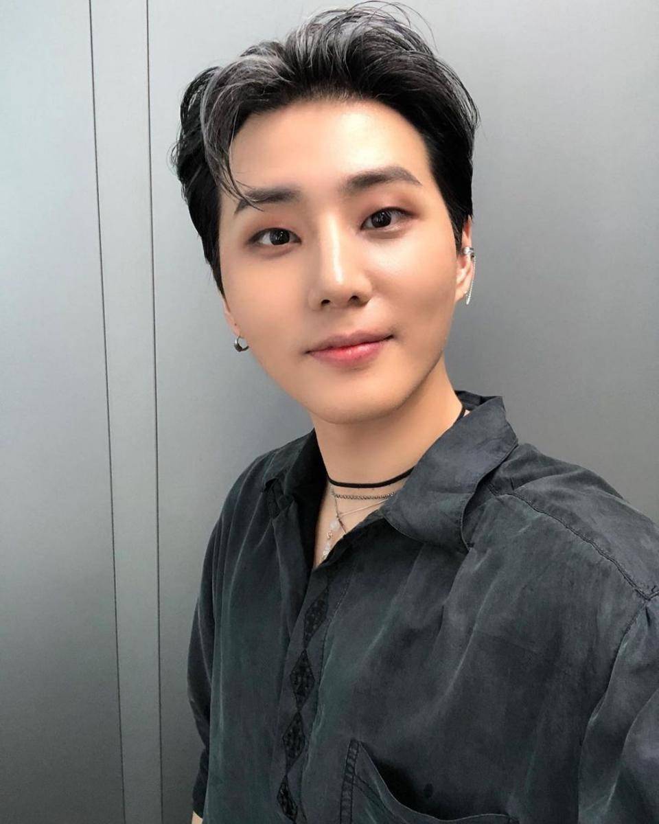 Young K (instagram.com/day6kilogram)