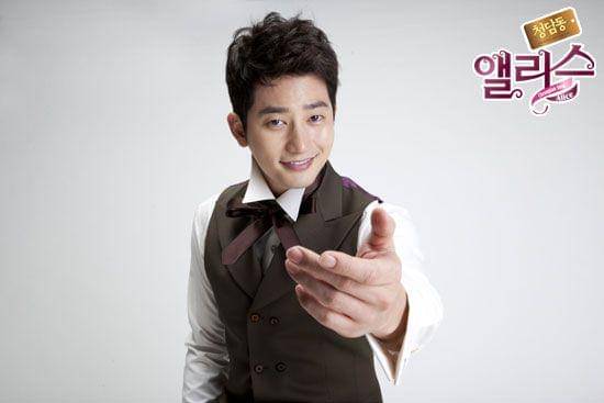 Park Si Ho sebagai Cha Seung Jo (dok. SBS/Cheongdamdong Alice)