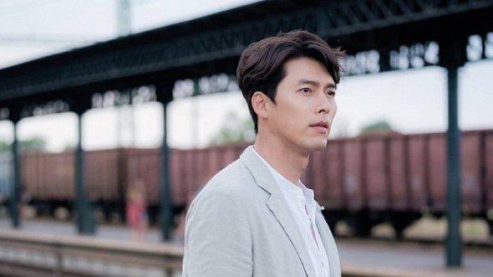 Hyun Bin sebagai Yoon Jin Woo (dok. tvN/Memories of the Alhambra)