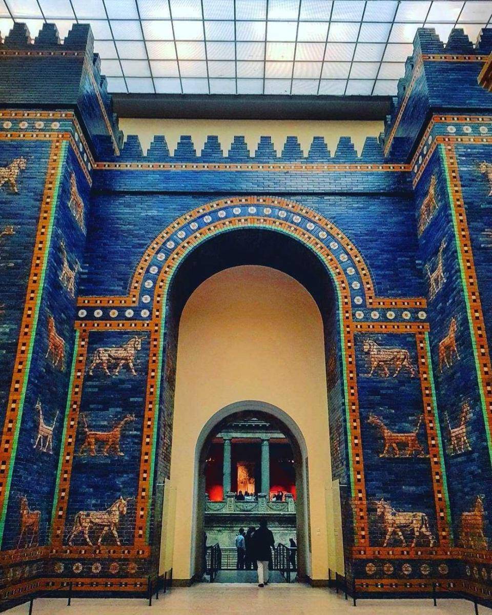 Pergamon Museum (instagram.com/ancient_iran_and_world)
