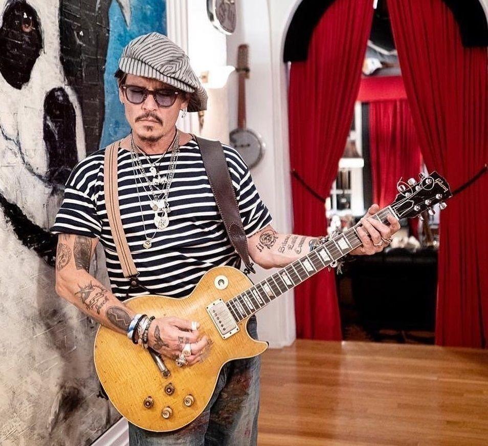 Johnny Depp (Instagram.com/johnnydepp)