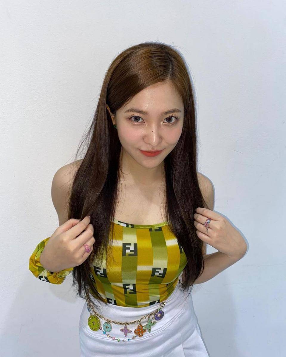 Yeri Red Velvet (instagram.com/yerimiese)