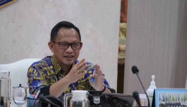 Hadapi Omicron, Mendagri Minta Pemda Tak Cuma Pakai Vaksin Sinovac