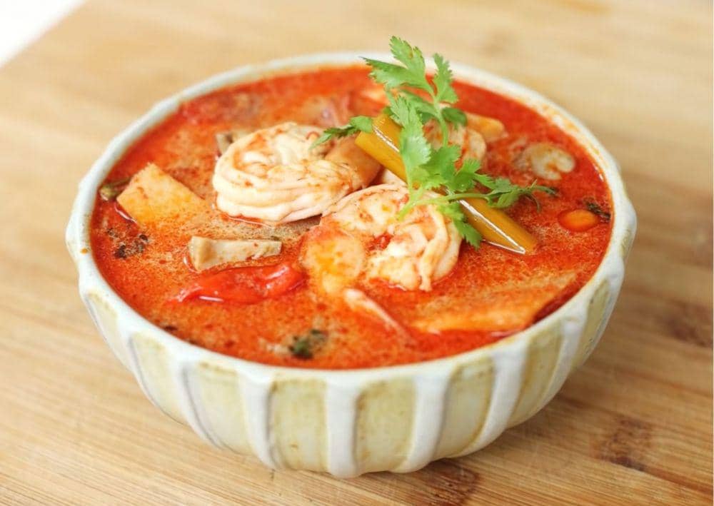 5 Tips Bikin Tom Yam Goong ala Devina Hermawan, Pakai Kaldu Udang!
