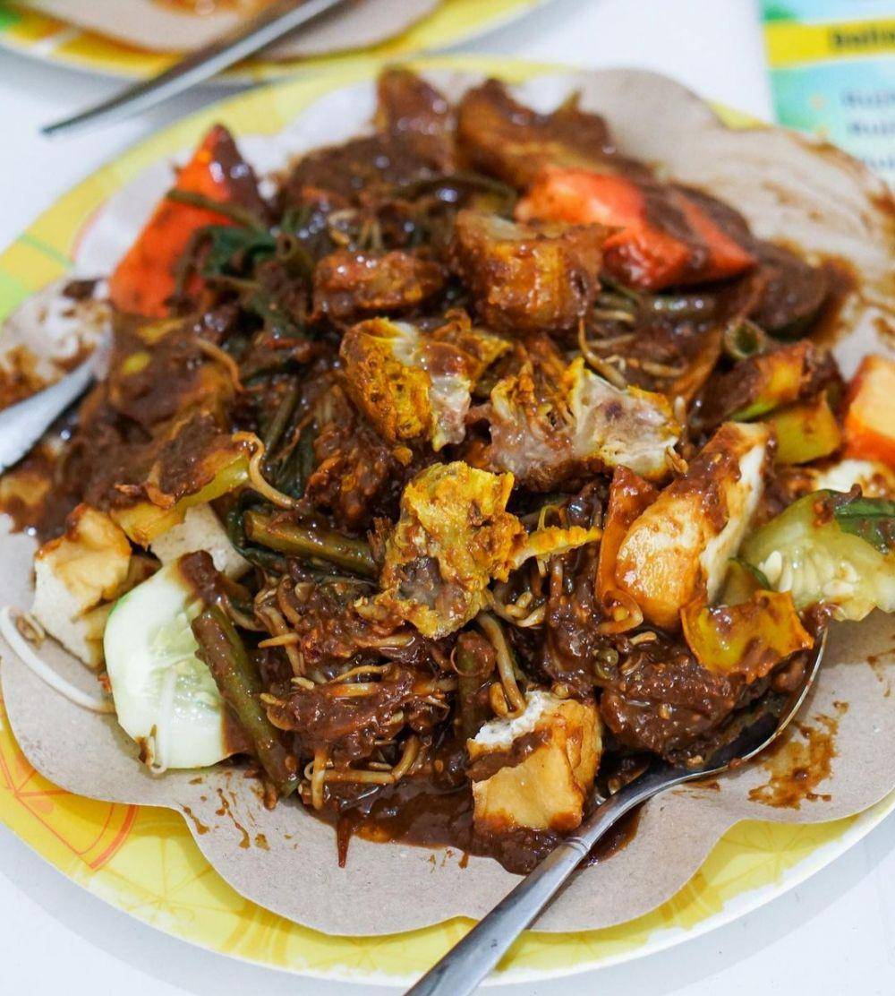 rujak cingur (instagram.com/infogresik)