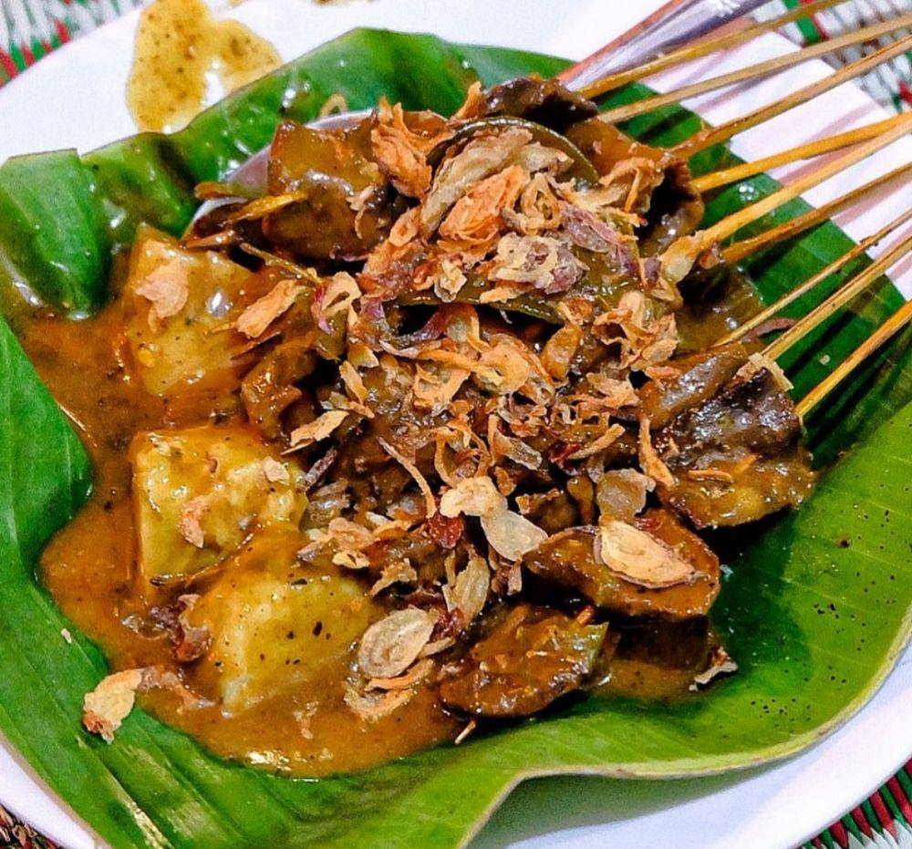 sate Padang (instagram.com/eatandjournal)