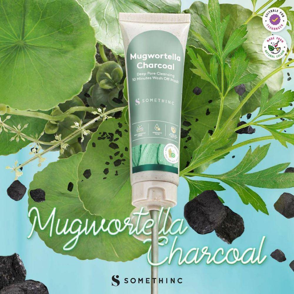 mugwortella charcoal deep pore cleansing clay mask (instagram.com/somethincofficial)