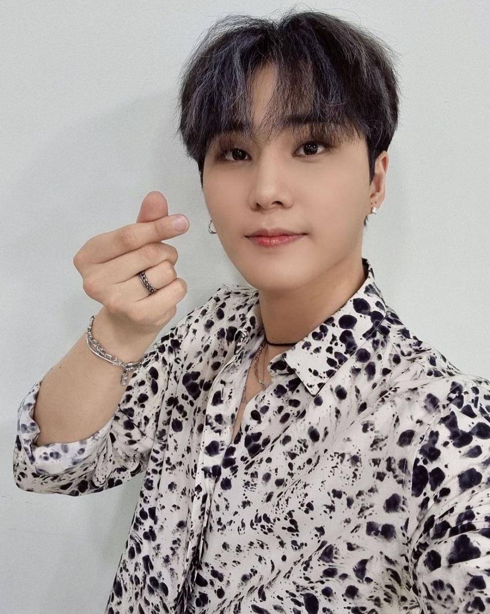 Young K (instagram.com/day6kilogram)