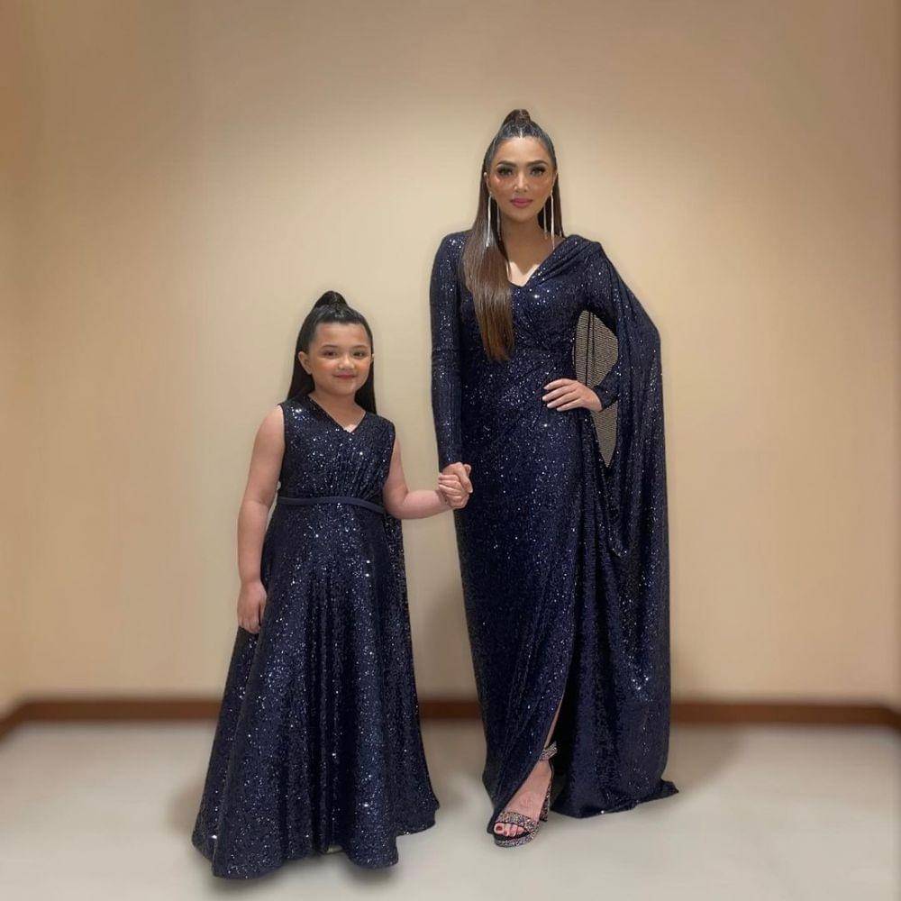 OOTD Kompak Ibu dan Anak ala Ashanty dan Arsy. (instagram,.com/ashanty_ash/)
