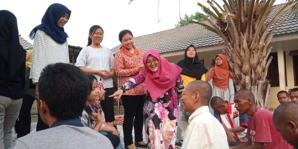 Berjuang Dampingi Orang Gangguan Jiwa, Triana: Aku Manusia Mereka Juga