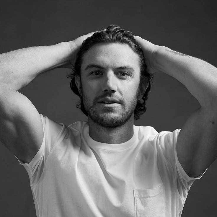 Adam Demos (instagram.com/adam_demos)