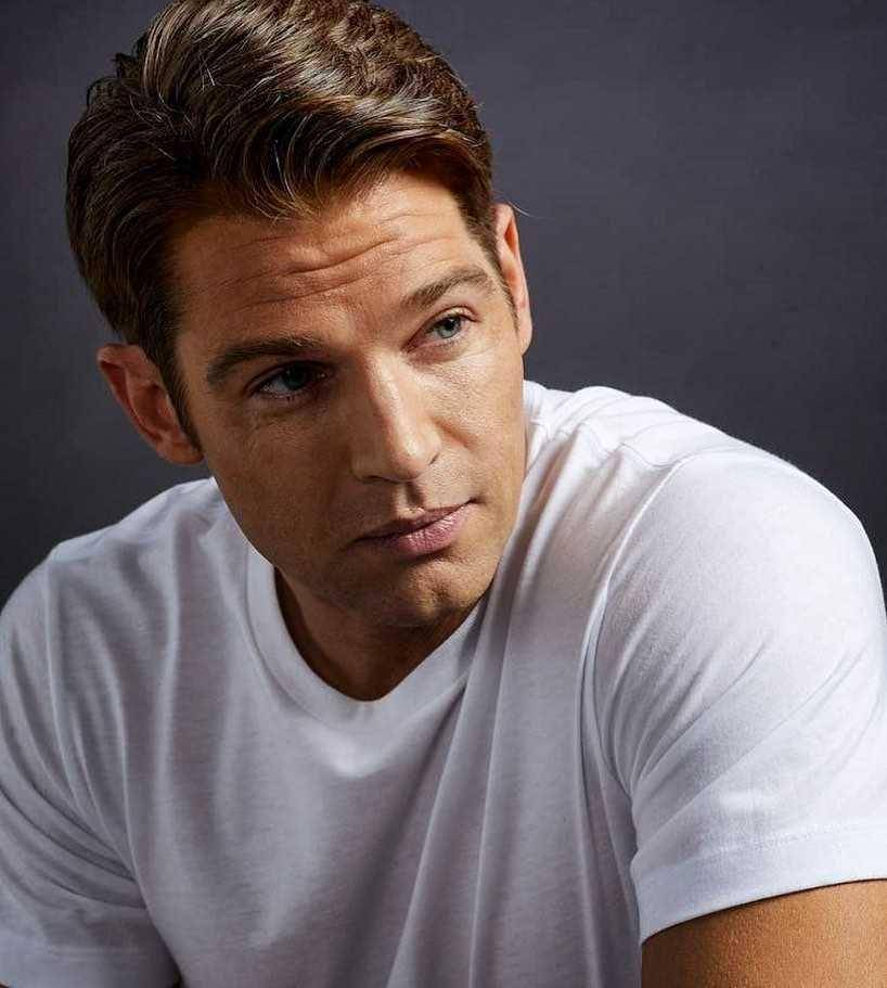 Mike Vogel (instagram.com/realmikevogel)