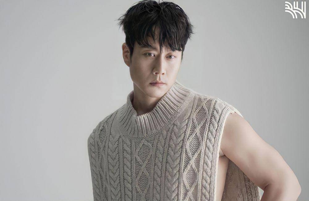 Jung Woo (instagram.com/bhent_official)