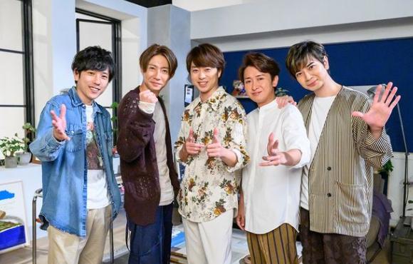 9 Rekomendasi Lagu Bernuansa Ceria Arashi, Bikin Semangat Selalu!