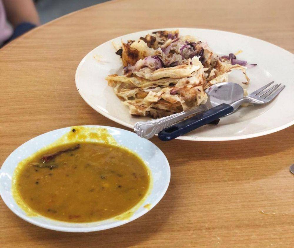 roti bawang (instagram.com/eatwith.celeste)