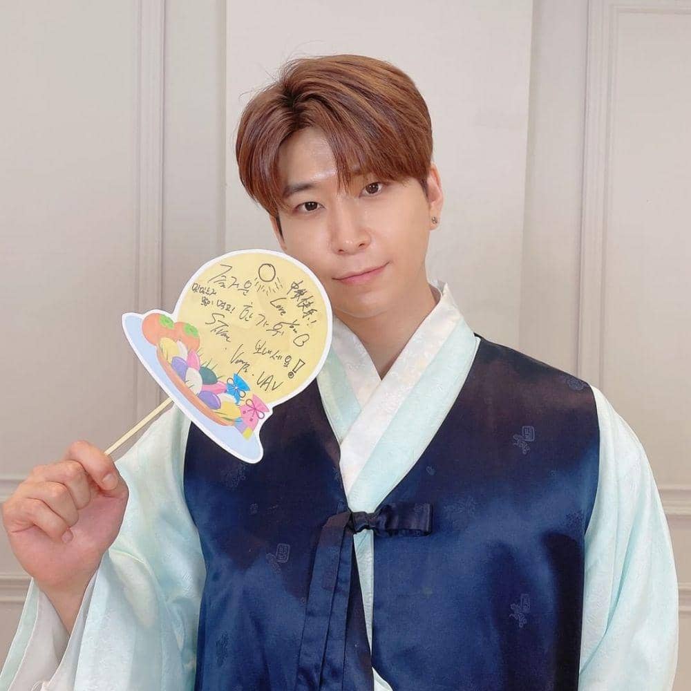 St. Van VAV (instagram.com/vav_official)