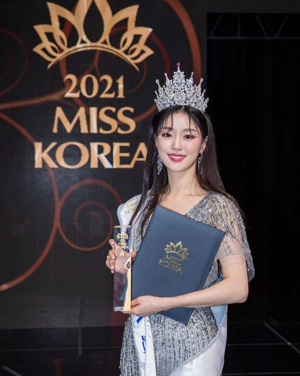 potret Choi Seo Eun, Miss Korea 2021 (instagram.com/4x4ischoi)