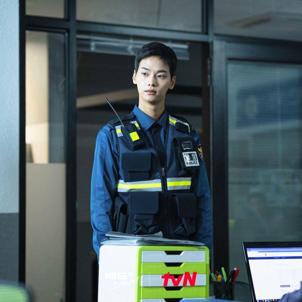Potret Cha Hak Yeon di drama Bad and Crazy. (instagram.com/tvn_drama)