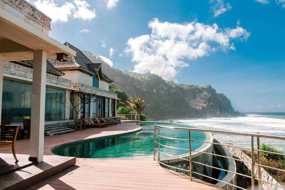 Queen of The South (instagram.com/queenofthesouth_resort)