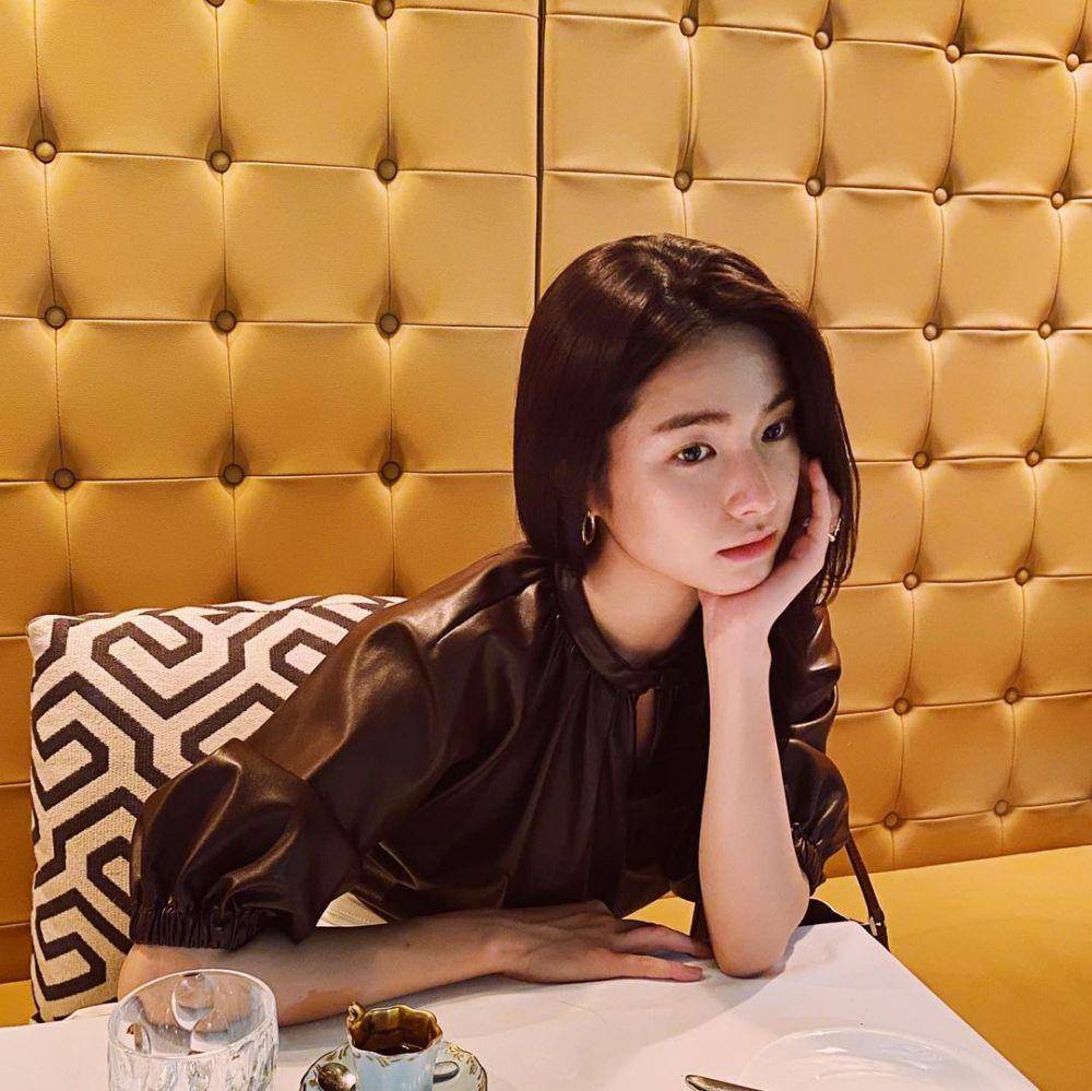 Shin Ha Young (instagram.com/havv_y)