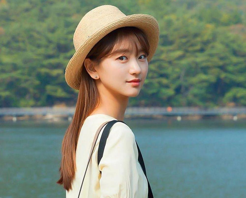 Won Jin Ah (instagram.com/j0i3n2a9)