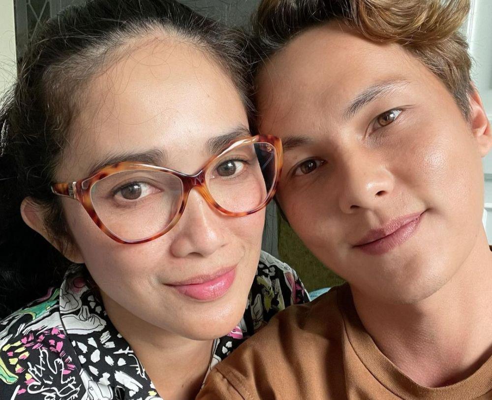 potret mesra pasangan artis Andhika Pratama dan Ussy Sulistiawaty (instagram.com/andhiiikapratama)