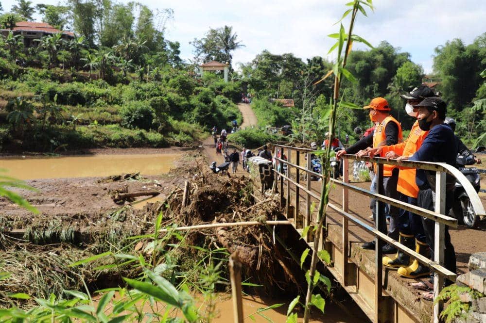 Banjir Bandang di Garut Diduga Akibat Gundulnya Kawasan Hutan