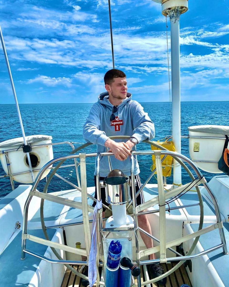 potret Illan Meslier (instagram.com/illan.meslier)