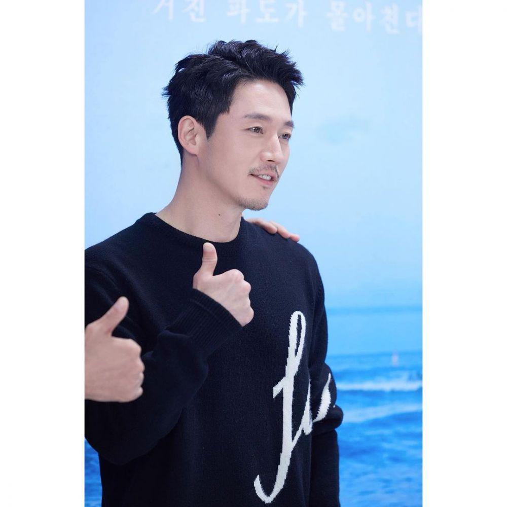 Jang Hyuk (instagram.com/sidushq_star)