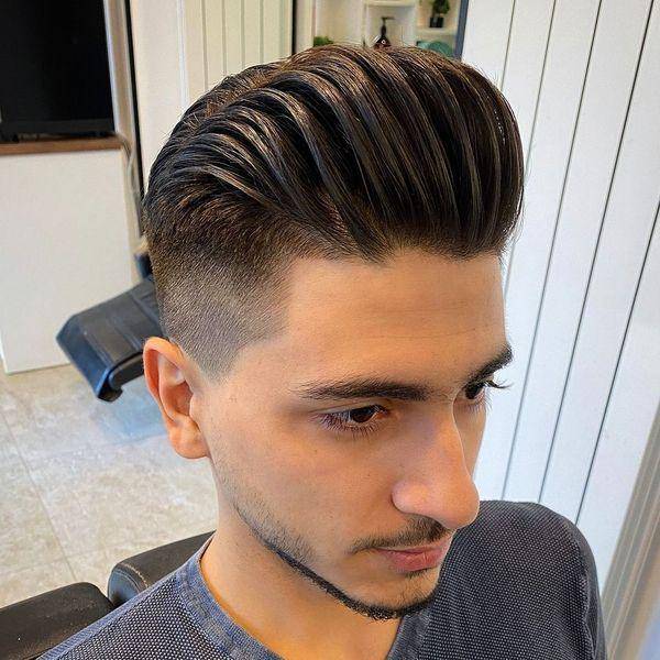 Ilustrasi gaya rambut quiff pompadour (instagram.com/urbanbarbershopro)