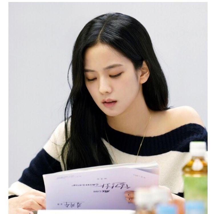 Jisoo BLACKPINK (instagram.com/kdramanews.id)