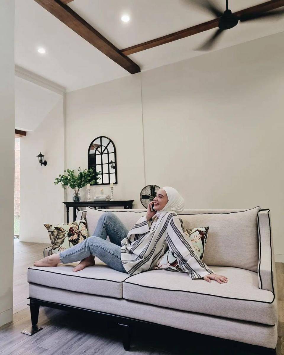 potret terbaru rumah Arya Saloka (Instagram.com/anneofficial1990)
