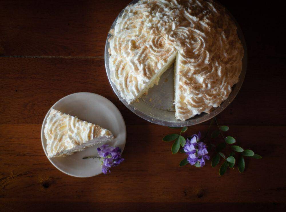 ilustrasi banana pudding pie (unsplash.com/David Holifield)