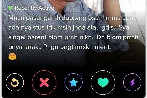 bio profil Tinder kocak (twitter.com/bertinder)