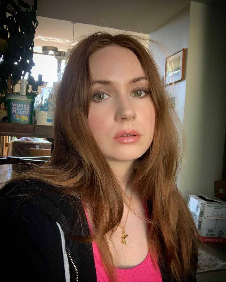 Karen Gillan (instagram.com/karengillan)