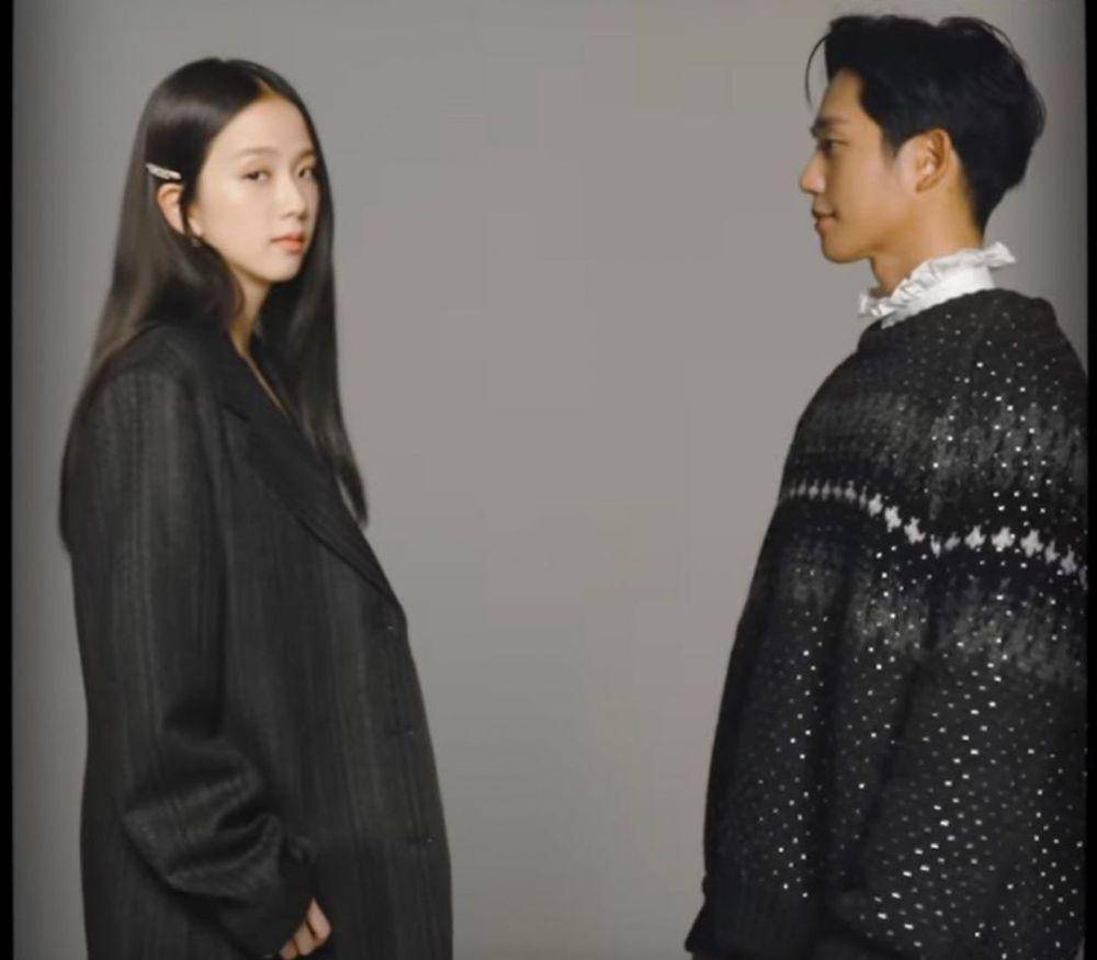 potret mesra Ji Soo dan Jung Hae In (dok. jTBC/Snowdrop)