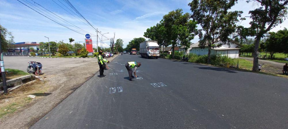 Satu orang tewas usai terlindas bus di jalur Nasional Babat-Tuban. Dok Satlantas Polres Tuban
