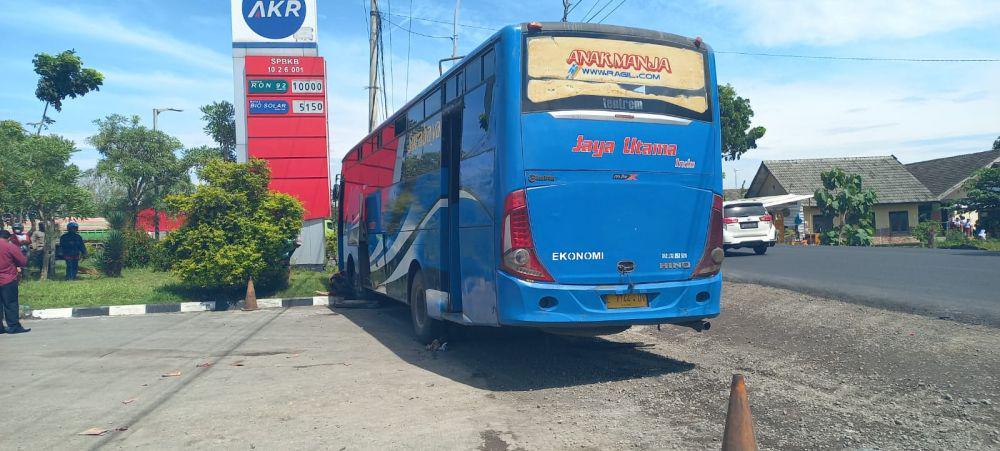 Satu orang tewas usai terlindas bus di jalur Nasional Babat-Tuban. Dok Satlantas Polres Tuban