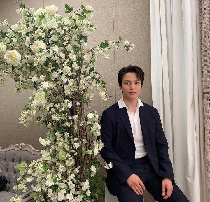 Yeo Jin Goo (instagram.com/yeojin9oo)