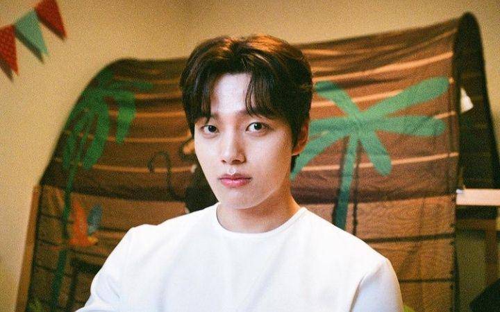 Yeo Jin Goo (instagram.com/yeojin9oo)