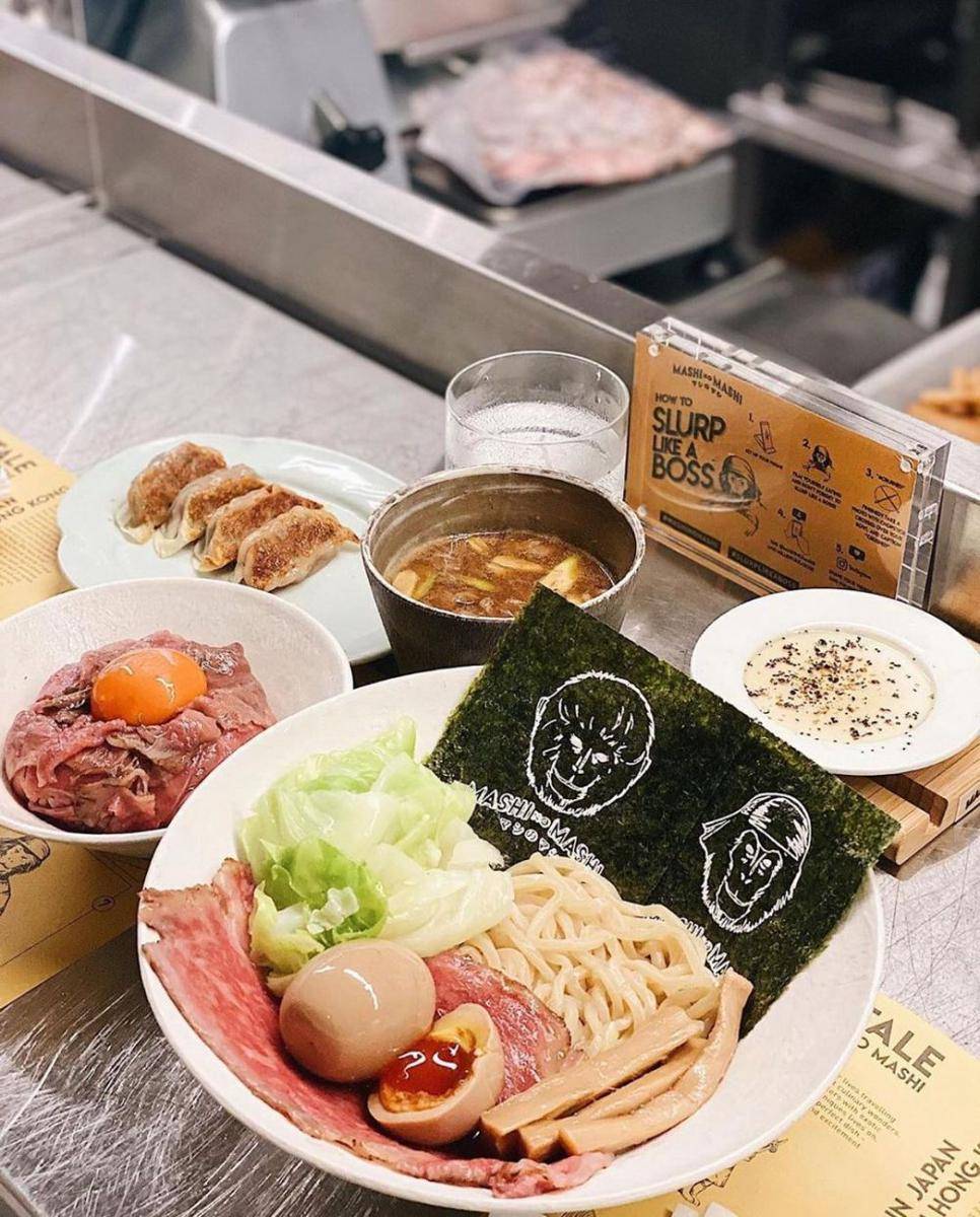 Mashi No Mashi (instagram.com/mashinomashi)