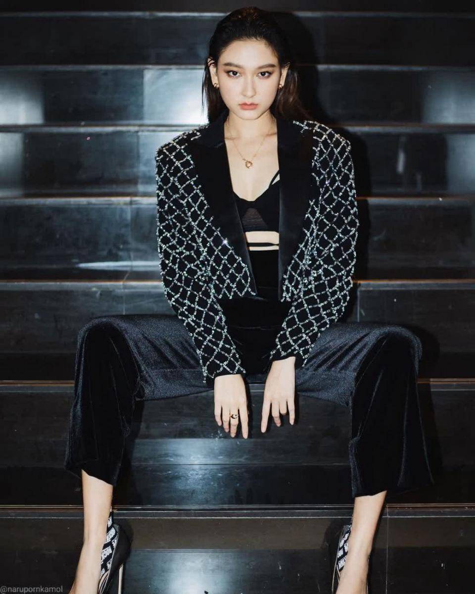 Praew Narunpornkamol ( instagram.com/narunpornkamol)