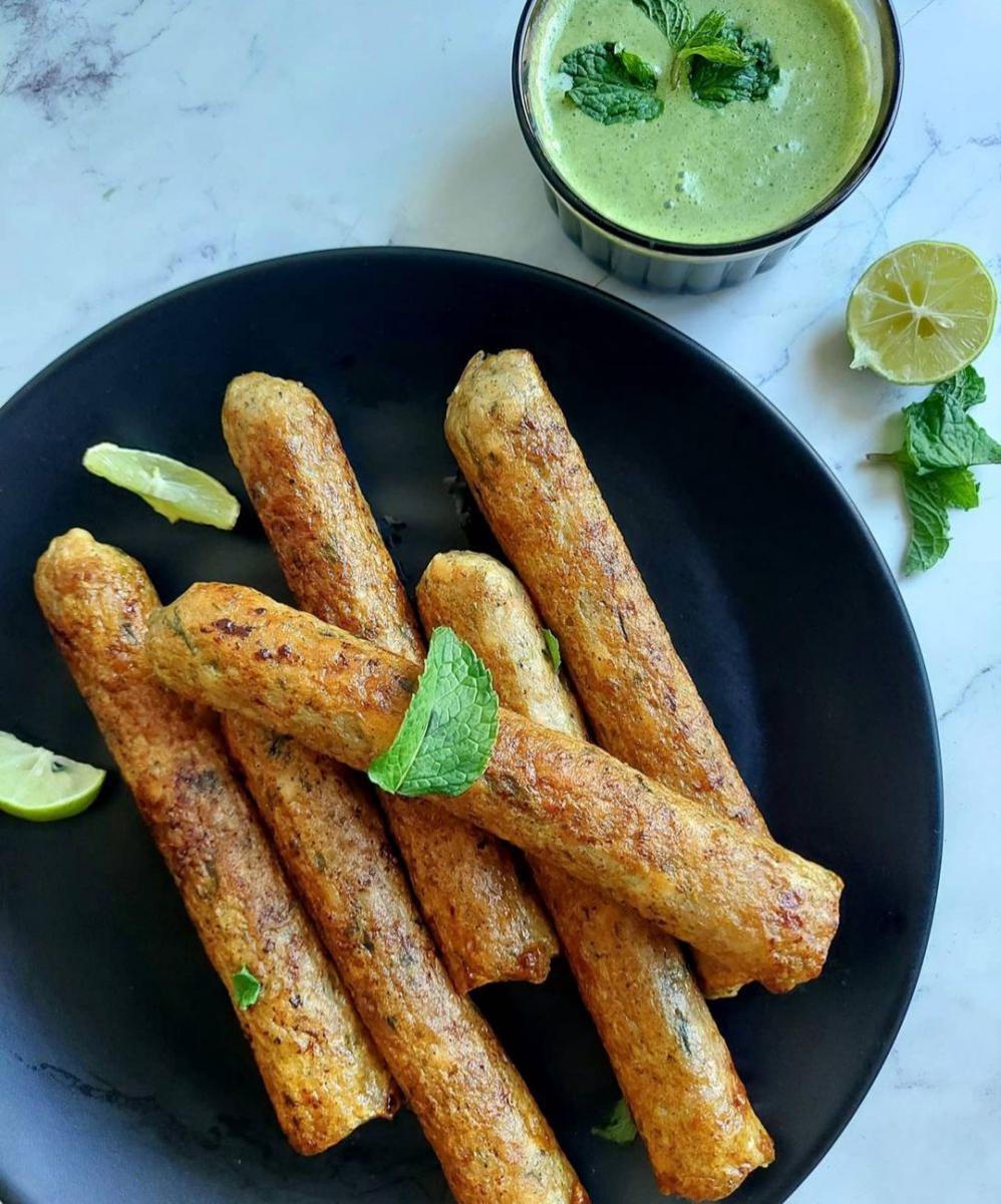 seekh kabab (instagram.com/thechatterboxlady)