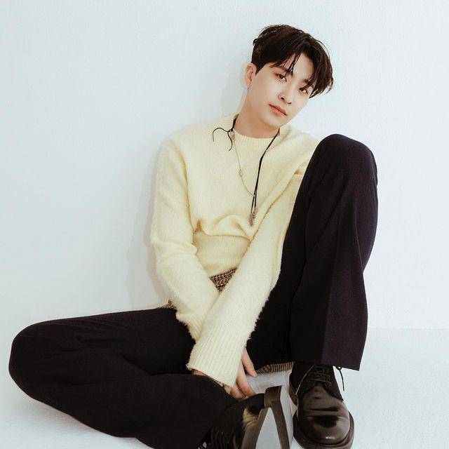 Youngjae GOT7 (instagram.com/333cyj333)