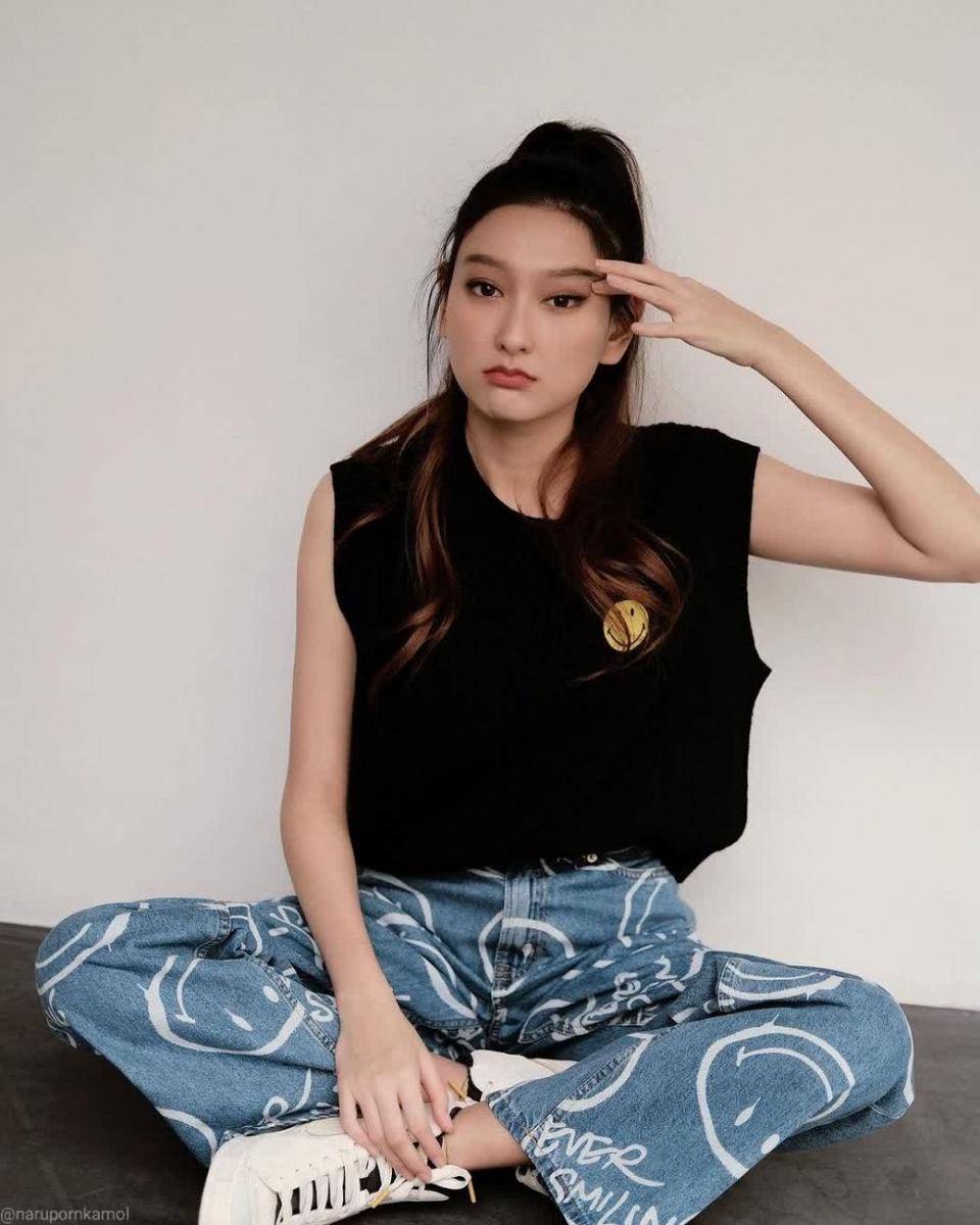 Praew Narunpornkamol ( instagram.com/narunpornkamol)