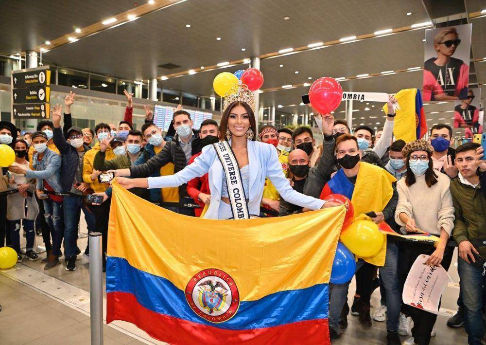 Potret Keberangkatan Kontestan Miss Universe 2021 ke Eilat, Israel (Instagram.com/valeayos)
