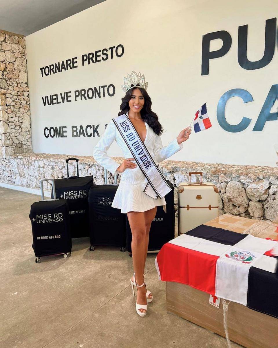 Potret Keberangkatan Kontestan Miss Universe 2021 ke Eilat, Israel (Instagram.com/debbieaflalo)