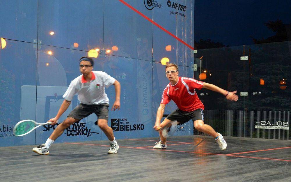 Permainan Squash (twitter.com/UKLawyersForIsrael)