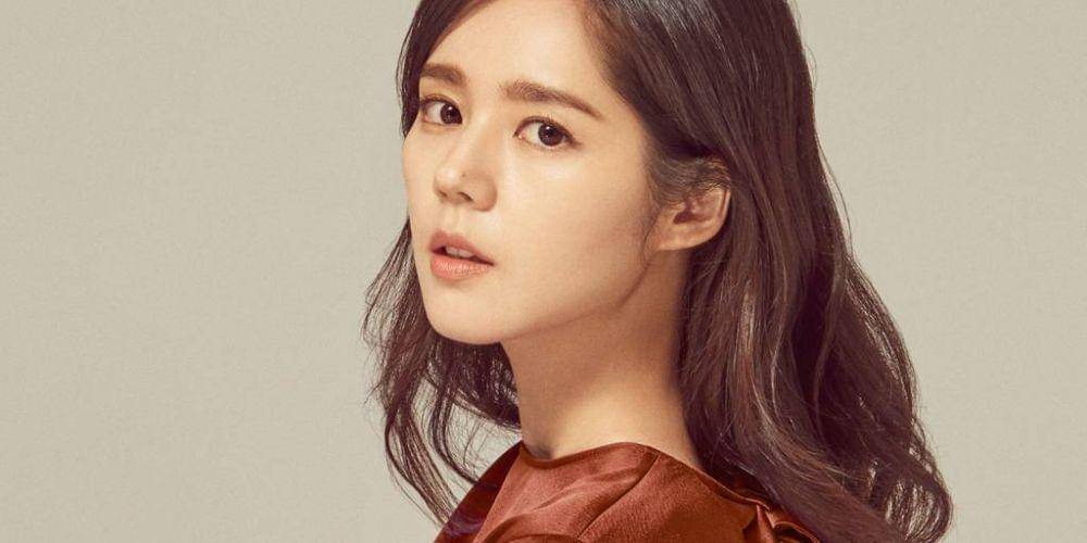 Han Ga In (bhent.co.kr/BH Entertainment)